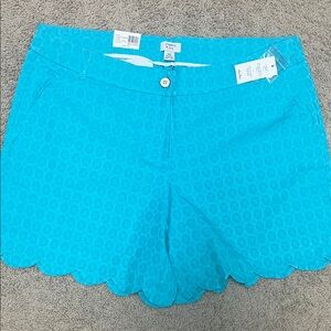 Crown & Ivy Turquoise Scalloped Hem Shorts